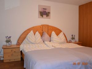 23549586-Doppelzimmer-2-Aurach am Hongar-300x225-4