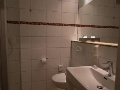 Doppelzimmer für 3 Personen (23 m²) in Aurich 8/10