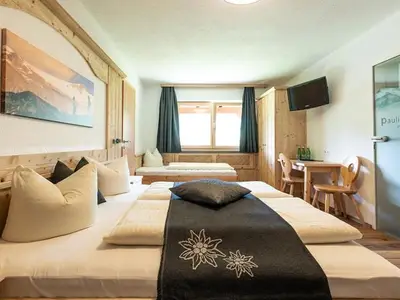 Doppelzimmer für 2 Personen (18 m²) in Axams 5/10