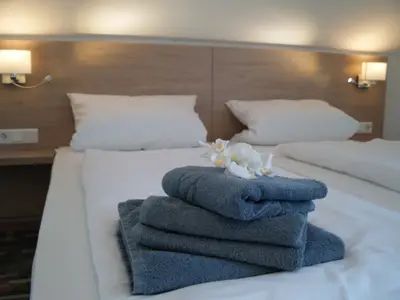 Doppelzimmer-Bett