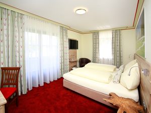 23307392-Doppelzimmer-4-Bad Aibling-300x225-2
