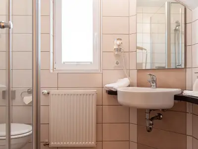 Badezimmer Zweibettzimmer