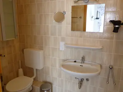 Doppelzimmer für 2 Personen (20 m²) in Bad Berleburg 4/7