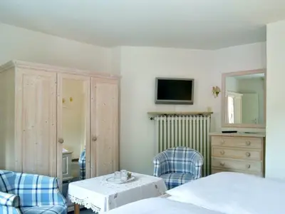 Doppelzimmer für 2 Personen in Bad Berneck 3/6