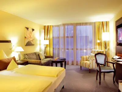 Doppelzimmer für 3 Personen (34 m²) in Bad Birnbach 2/2