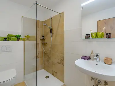 Doppelzimmer für 2 Personen (27 m²) in Bad Birnbach 3/4