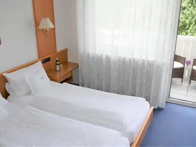 Doppelzimmer für 2 Personen (25 m²) in Bad Driburg 9/10