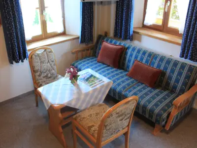 Sitzgelegenheit & Schlafsofa