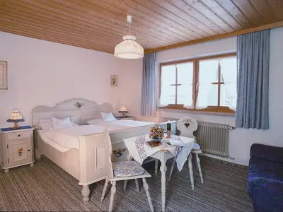 Doppelzimmer für 2 Personen in Bad Feilnbach 2/2