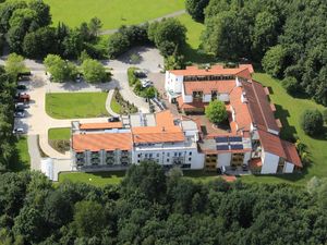 Doppelzimmer für 2 Personen (25 m&sup2;) in Bad Füssing