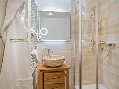 Dusche/WC im Sternentraumzimmer