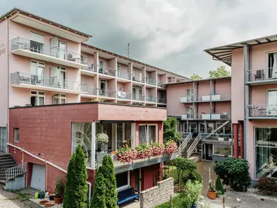 Garten Hotelrückseit