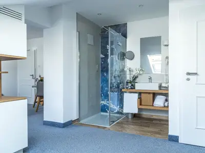 DZ Wellness Dusche.j