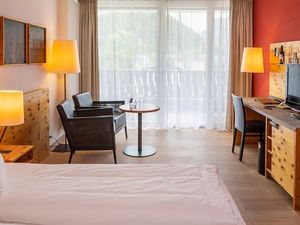 24052951-Doppelzimmer-2-Bad Ischl-300x225-1