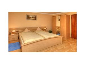 22373995-Doppelzimmer-2-Bad Krozingen-300x225-5