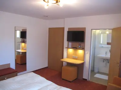 Doppelzimmer für 2 Personen in Bad Krozingen 2/6