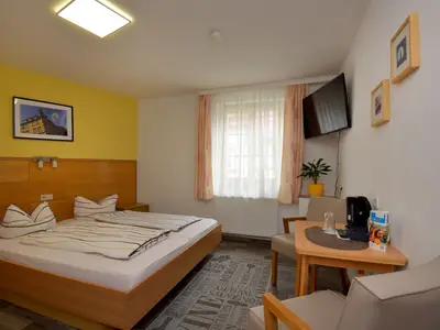 Doppelzimmer für 2 Personen in Bad Langensalza 9/9