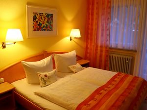 23704761-Doppelzimmer-2-Bad Peterstal-Griesbach-300x225-1