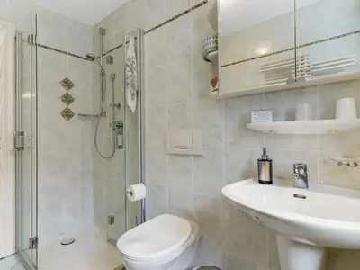 INSIDE, BATHROOM