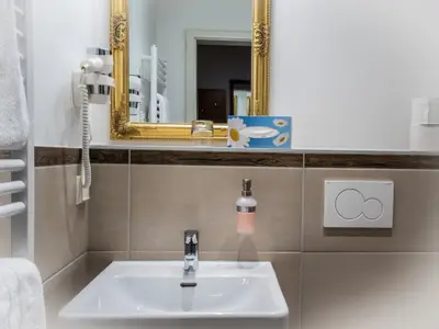 Badezimmer Budget Villa Erika, Nebengebäude