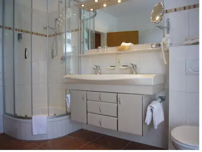 Doppelzimmer Standard - Badezimmer