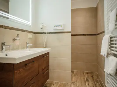 Bad Doppelzimmer Komfort, Villa Erika Nebengebäude