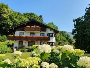 15209527-Doppelzimmer-2-Bad Reichenhall-300x225-1