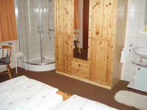 18545517-Doppelzimmer-2-Bad Sachsa-300x225-5