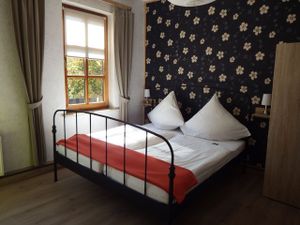 19135160-Doppelzimmer-2-Bad Sachsa-300x225-0