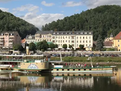 Doppelzimmer für 2 Personen (20 m²) in Bad Schandau 1/10