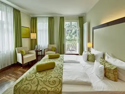 Deluxe Doppelzimmer mit Balkon und Elbblick