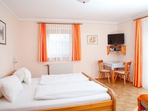 Doppelzimmer für 3 Personen (18 m&sup2;) in Bad Waltersdorf