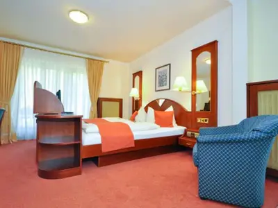 Doppelzimmer für 3 Personen (29 m²) in Bad Wiessee 9/10