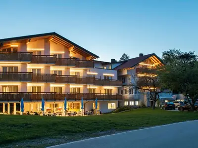 Doppelzimmer für 2 Personen (23 m²) in Bad Wiessee 1/10