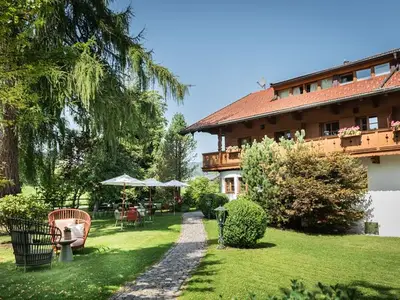 Doppelzimmer für 2 Personen (25 m²) in Bad Wiessee 7/10