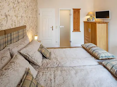 Doppelzimmer für 2 Personen (12 m²) in Bad Wildungen 5/10