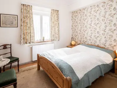 Doppelzimmer für 2 Personen (12 m²) in Bad Wildungen 4/9