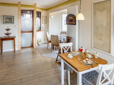 Doppelzimmer für 2 Personen (12 m²) in Bad Wildungen 7/9
