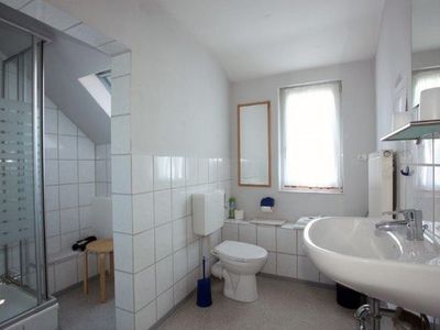 Doppelzimmer für 2 Personen (13 m²) in Bad Zwesten 8/9