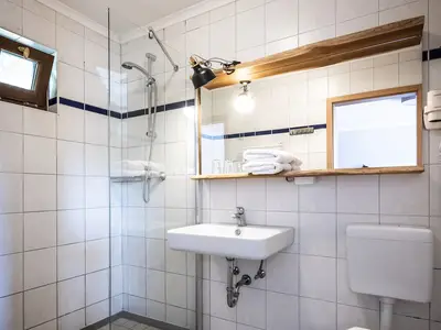 Doppelzimmer für 2 Personen (25 m²) in Bastorf 5/8