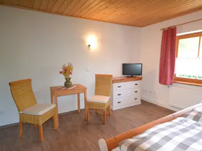 Doppelzimmer für 3 Personen (25 m²) in Bayerbach (Rottal-Inn) 7/8