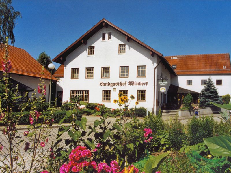 22376501-Doppelzimmer-2-Bayerbach (Rottal-Inn)-800x600-0