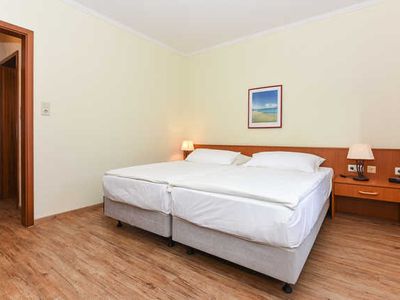 Doppelzimmer für 2 Personen (16 m²) in Bensersiel 7/10