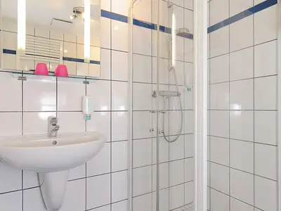 Doppelzimmer für 2 Personen (18 m²) in Bensersiel 10/10