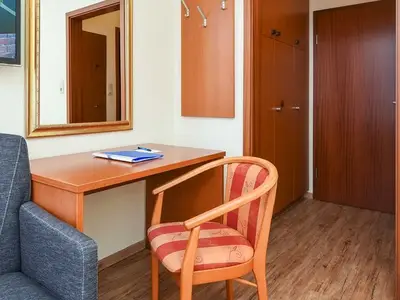 Doppelzimmer für 2 Personen (16 m²) in Bensersiel 9/10