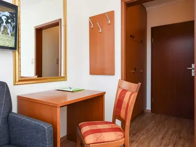 Doppelzimmer für 2 Personen (16 m²) in Bensersiel 9/10