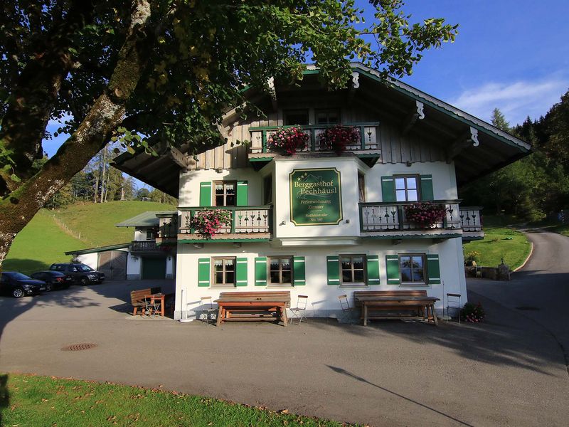 15223398-Doppelzimmer-3-Berchtesgaden-800x600-1