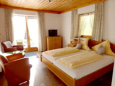 Doppelzimmer für 2 Personen in Berchtesgaden 6/8