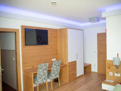 Doppelzimmer für 4 Personen (38 m²) in Bergland 3/8