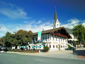 15223014-Doppelzimmer-2-Bernau am Chiemsee-300x225-1